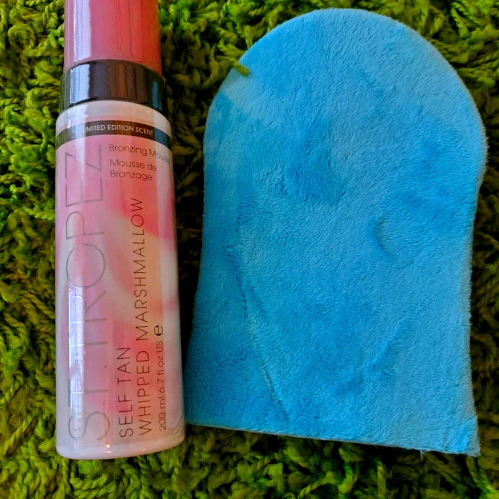 Self tanner
